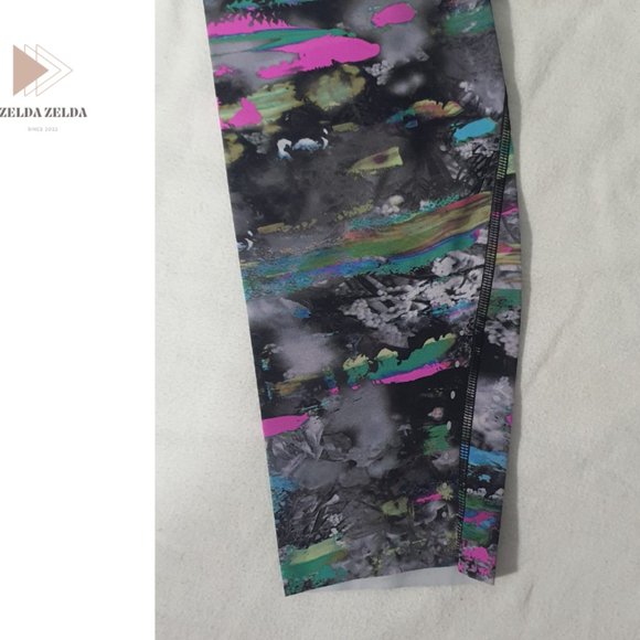 new LULULEMON Fast and Free High-Rise Tight 25” Pockets - Size 2 - Picture 7 of 10